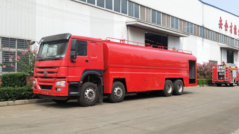重汽豪沃30噸消防灑水車圖片 0EC2FA67438A477D7C1F7016E99012C2.jpg