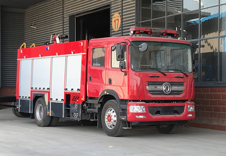 E33FF377E4E12B7B48D23DBA7406A42A.jpg E33FF377E4E12B7B48D23DBA7406A42A.jpg