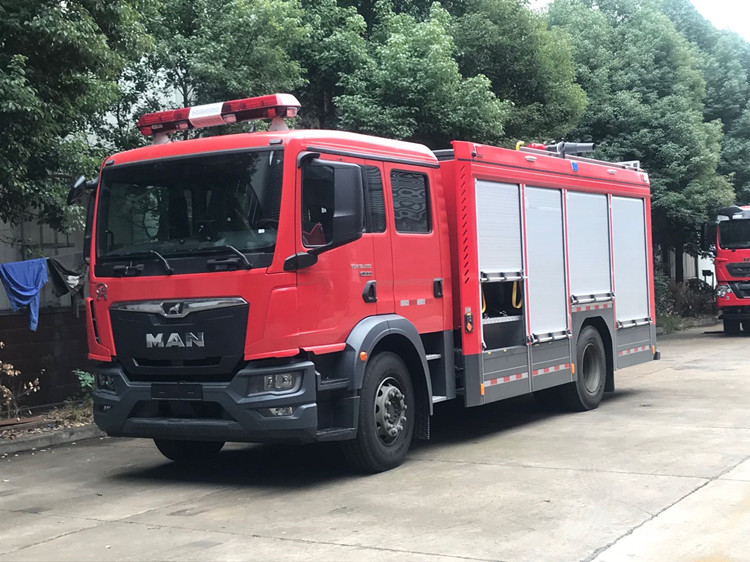 國六壓縮空氣泡沫消防車jpg 35062F95015FEEE81F3E662F50EE5887.jpg